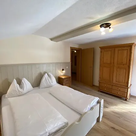 Haus Alpenrose Apartment Waidring