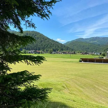 Haus Alpenrose * Waidring