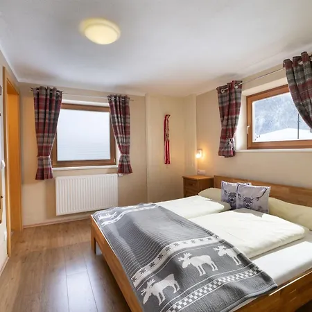 Haus Alpenrose Apartment Waidring
