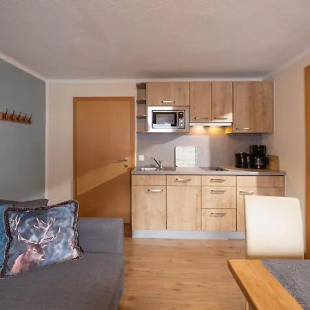 Haus Alpenrose * Waidring