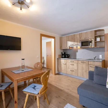 Haus Alpenrose Apartment