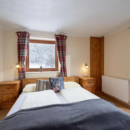 Haus Alpenrose Apartment