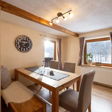 Haus Alpenrose Lägenhet *