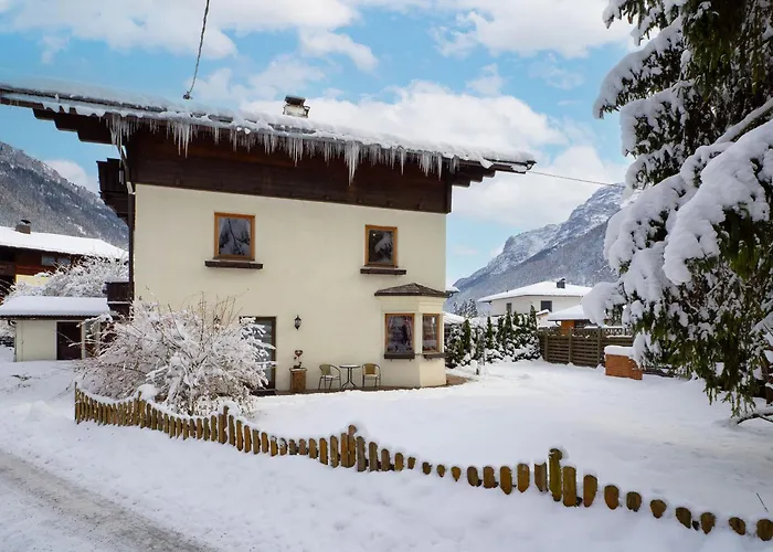 Haus Alpenrose Apartment Waidring