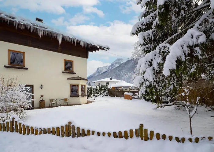 Haus Alpenrose Apartment Waidring