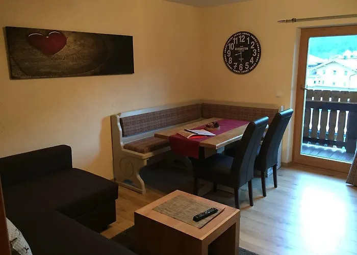 Haus Alpenrose * Waidring