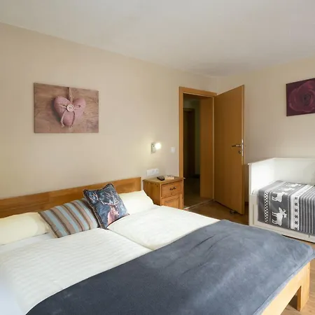 Haus Alpenrose Apartamento Waidring