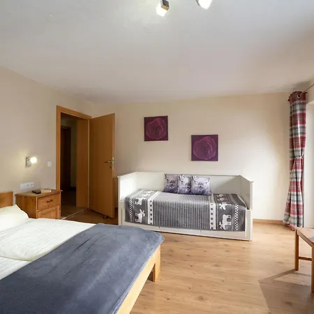 Haus Alpenrose Apartamento